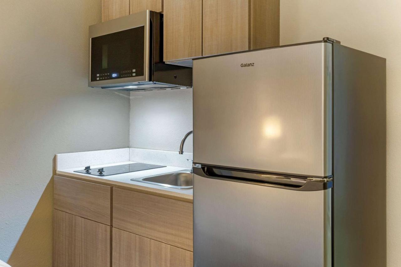 Suburban Extended Stay Hotel Raleigh Exterior photo